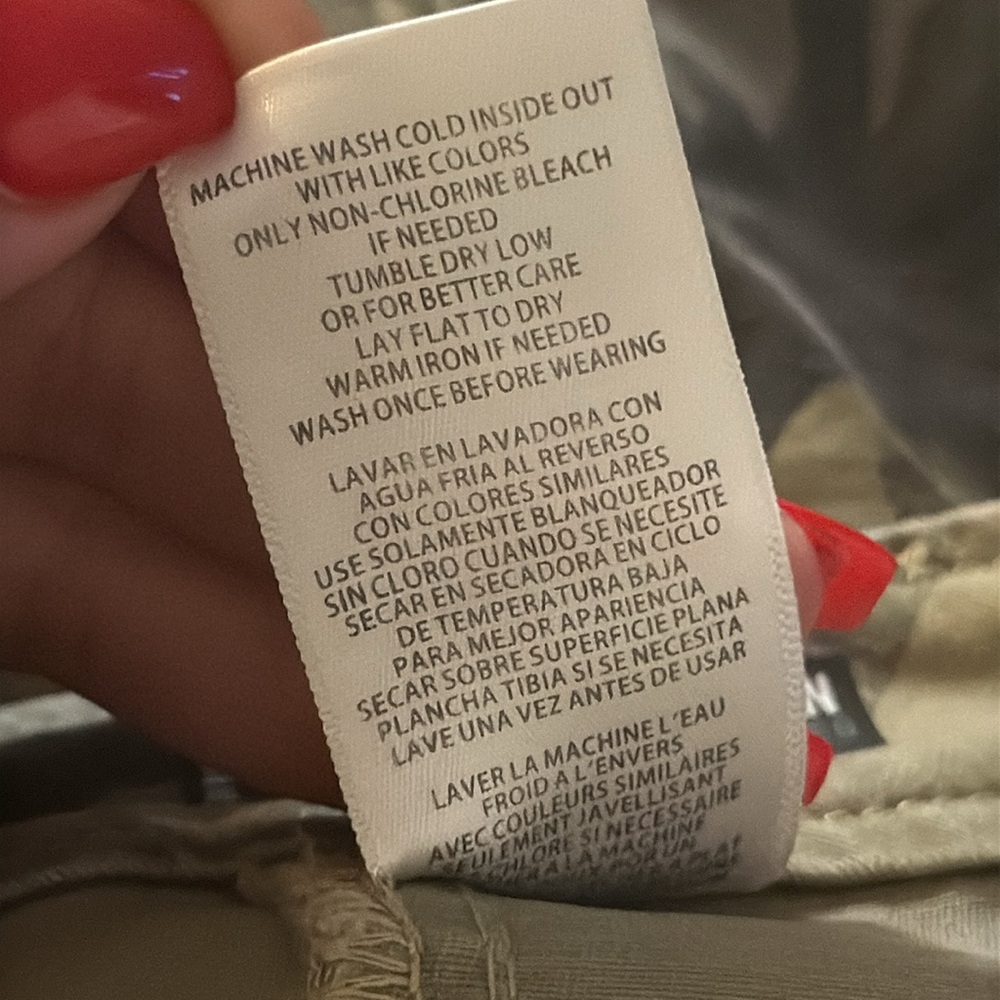 NWOT KUT from the Kloth Women's Ashton High rise Wide Leg Barrel, Camo in Olive - Picture 12 of 16